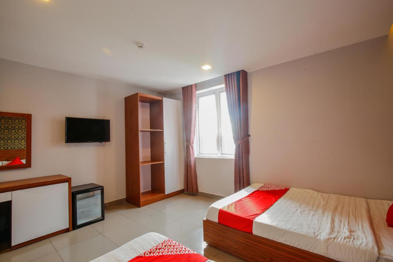 Oyo 491 Truong Sa Hotel Дананг Экстерьер фото