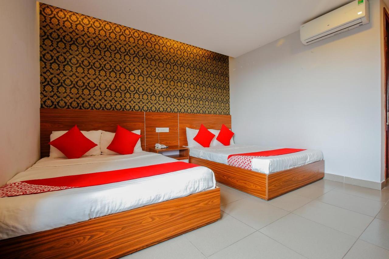 Oyo 491 Truong Sa Hotel Дананг Экстерьер фото