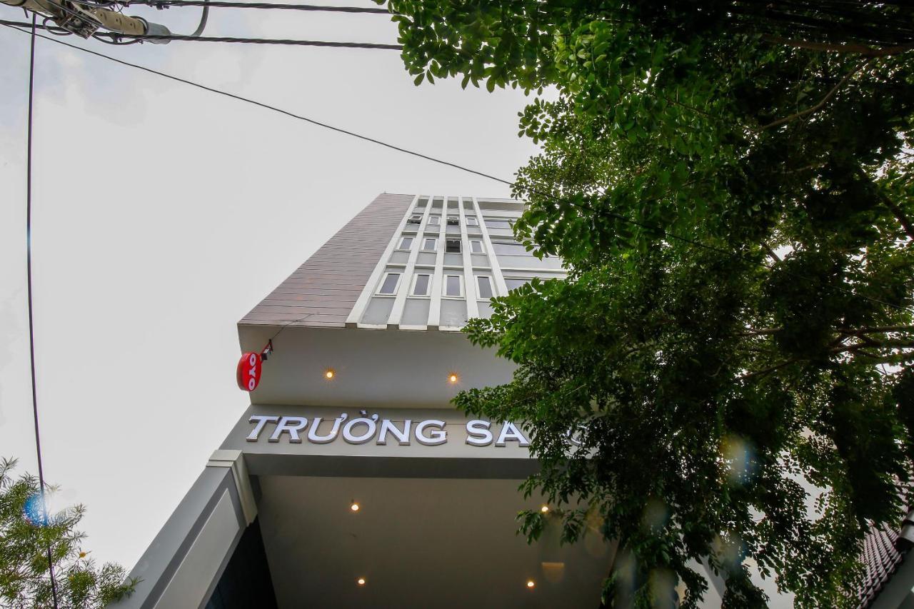 Oyo 491 Truong Sa Hotel Дананг Экстерьер фото