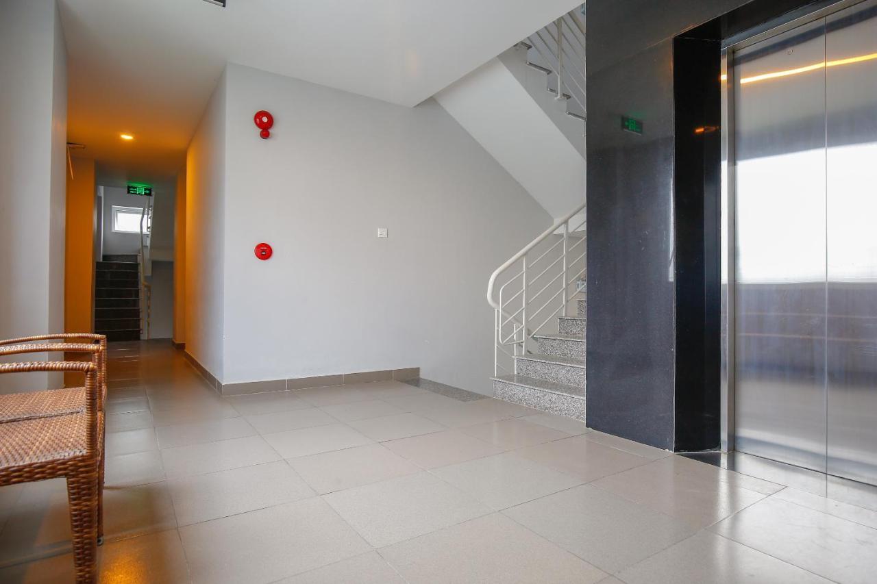 Oyo 491 Truong Sa Hotel Дананг Экстерьер фото